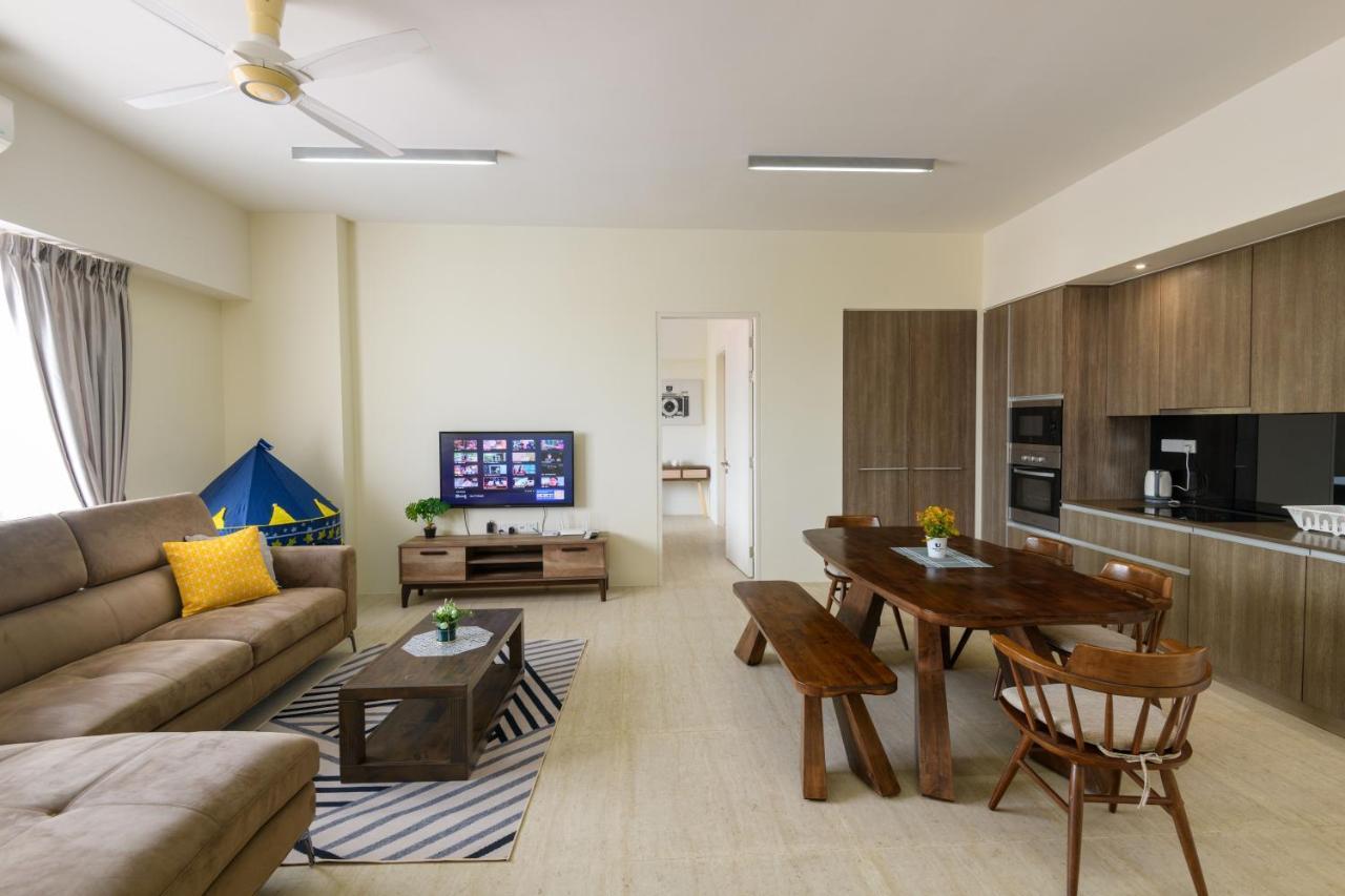 By The Sea Beach Front Apartment Batu Ferringhi Zewnętrze zdjęcie